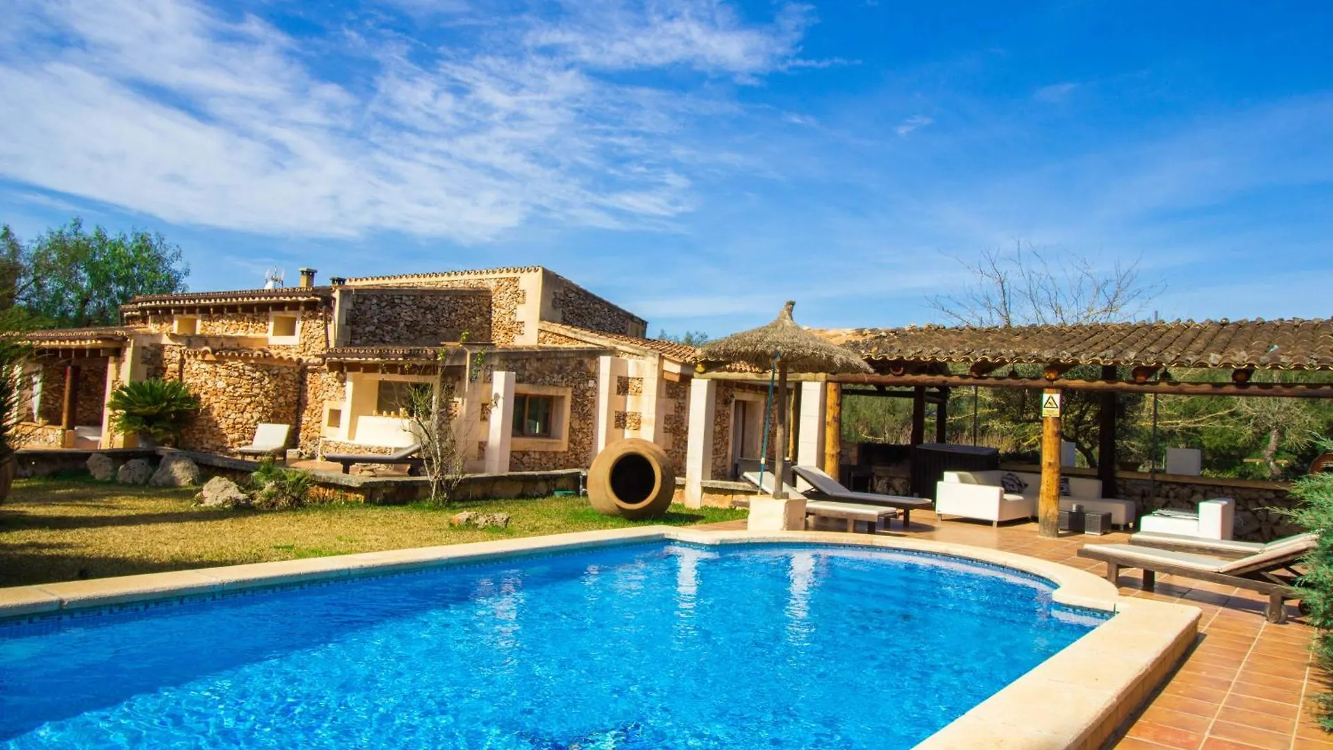 Cas Mostatxet-Wonderful Villa With Pool Ballerics